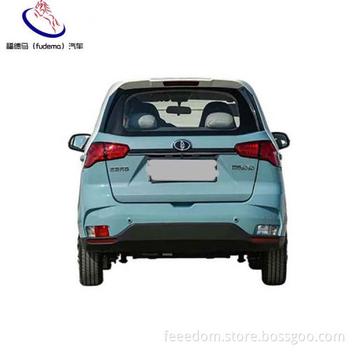 2022 New Lingbao COCO for sale Low price Chinese electric vehicle Adult driving mini four seat electric new energy vehicle